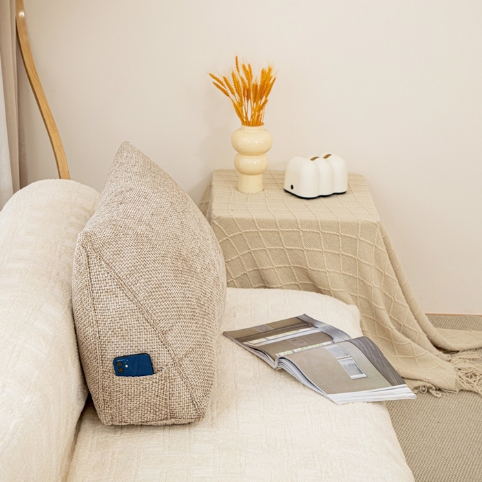 91家纺网 家纺一手货源 找家纺 沐沐家纺 2026新款十字绒三角靠背 琉璃咖