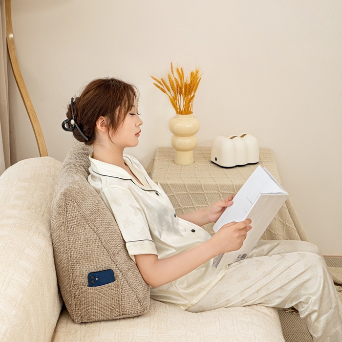 91家纺网 家纺一手货源 找家纺 沐沐家纺 2026新款十字绒三角靠背 琉璃咖