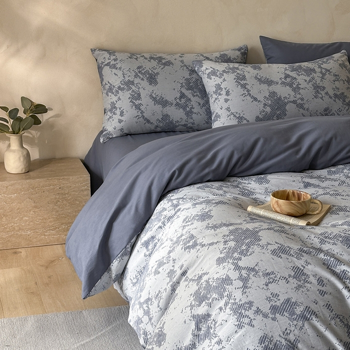 91家纺网 家纺一手货源 找家纺 小叮当家纺仓储工厂店 2025新款(买家秀 不断货)亲肤A类母婴级全棉纯棉三层纱色织提花磨毛四件套素影 素影-静谧-蓝