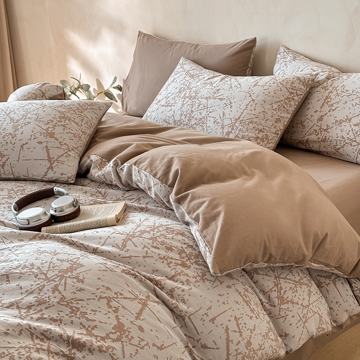 91家纺网 家纺一手货源 找家纺 小叮当家纺仓储工厂店 2025新款(买家秀 不断货)亲肤A类母婴级全棉纯棉三层纱色织提花磨毛四件套素影 素影-烟花-咖