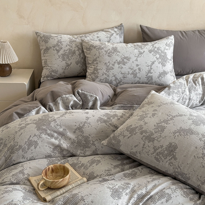 91家纺网 家纺一手货源 找家纺 小叮当家纺仓储工厂店 2025新款(买家秀 不断货)亲肤A类母婴级全棉纯棉三层纱色织提花磨毛四件套素影 素影-静谧-灰