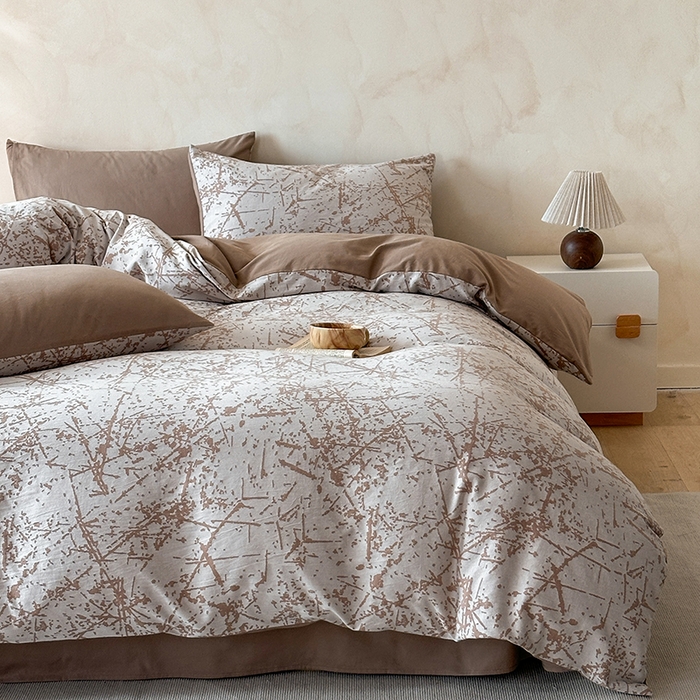 91家纺网 家纺一手货源 找家纺 小叮当家纺仓储工厂店 2025新款(买家秀 不断货)亲肤A类母婴级全棉纯棉三层纱色织提花磨毛四件套素影 素影-烟花-咖