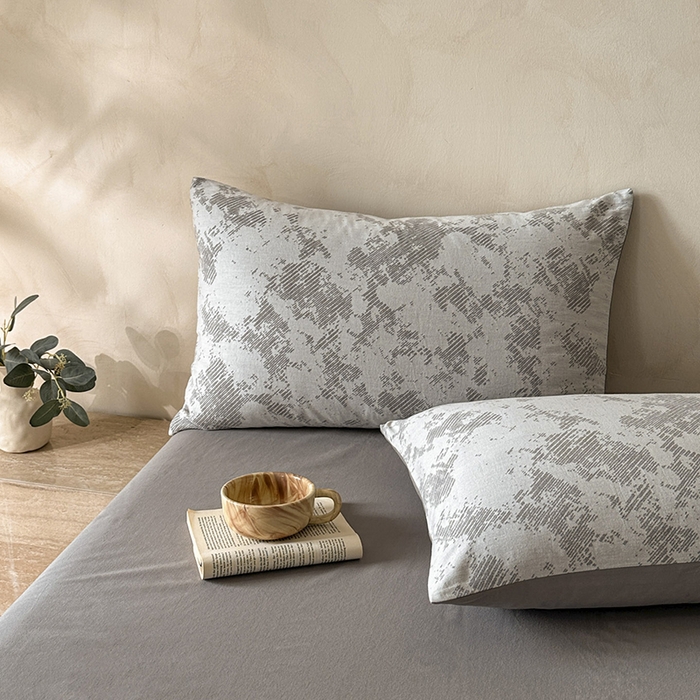 91家纺网 家纺一手货源 找家纺 小叮当家纺仓储工厂店 2025新款(买家秀 不断货)亲肤A类母婴级全棉纯棉三层纱色织提花磨毛四件套素影 素影-静谧-灰