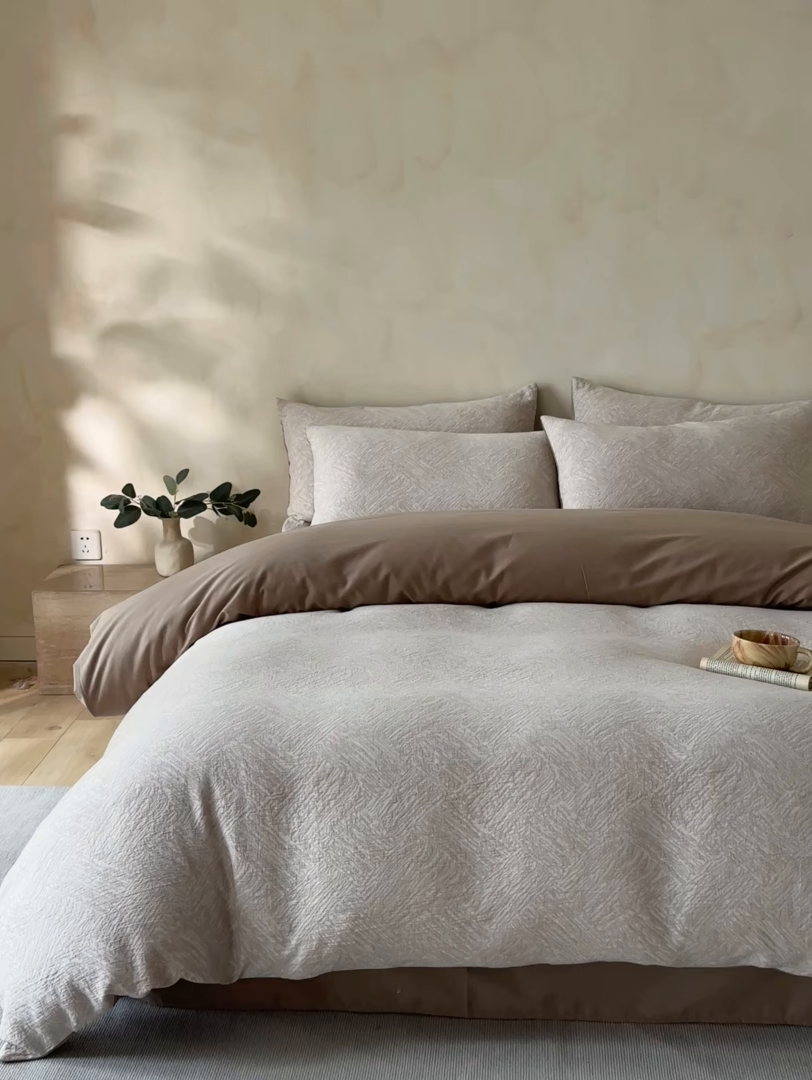 91家纺网 家纺一手货源 找家纺 小叮当家纺仓储工厂店 2025新款(买家秀 不断货)亲肤A类母婴级全棉纯棉三层纱色织提花磨毛四件套素影 素影-本色-米咖