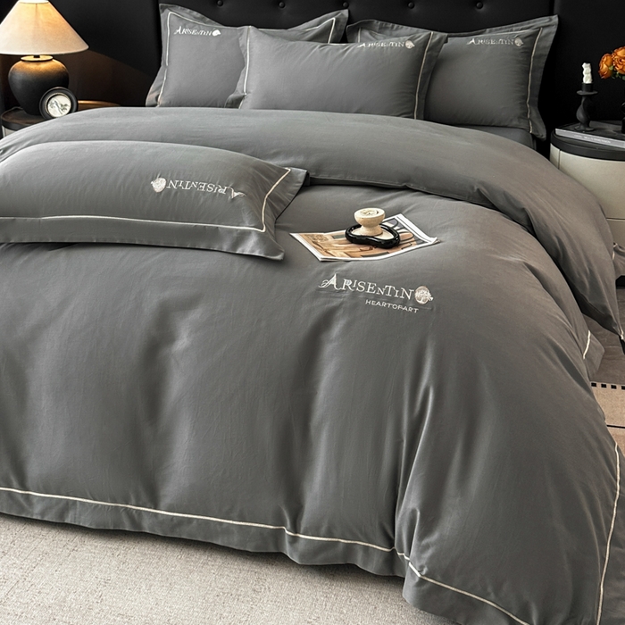 小叮当家纺仓储工厂店 2025新款(买家秀 不断货)A类全棉长绒棉纯棉加厚刺绣磨毛四件套-邂逅 邂逅-气质灰