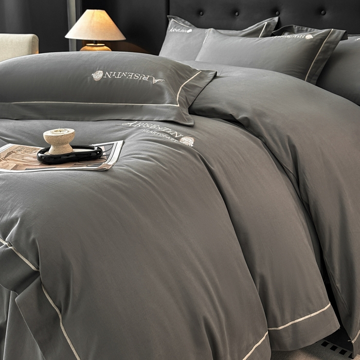 91家纺网 家纺一手货源 找家纺 小叮当家纺仓储工厂店 2025新款(买家秀 不断货)A类全棉长绒棉纯棉加厚刺绣磨毛四件套-邂逅 邂逅-气质灰