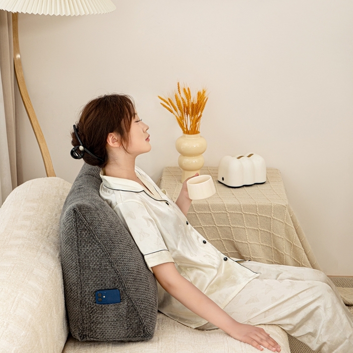 91家纺网 家纺一手货源 找家纺 沐沐家纺 2026新款十字绒三角靠背 碳黑黑