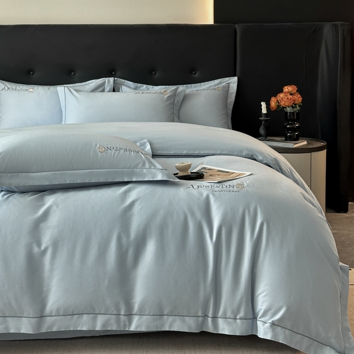 91家纺网 家纺一手货源 找家纺 小叮当家纺仓储工厂店 2025新款(买家秀 不断货)A类全棉长绒棉纯棉加厚刺绣磨毛四件套-邂逅 邂逅-云天蓝灰