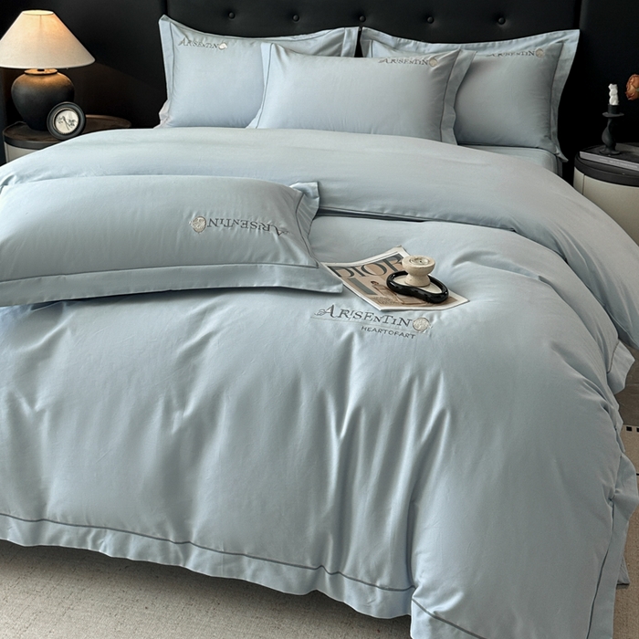 小叮当家纺仓储工厂店 2025新款(买家秀 不断货)A类全棉长绒棉纯棉加厚刺绣磨毛四件套-邂逅 邂逅-云天蓝灰