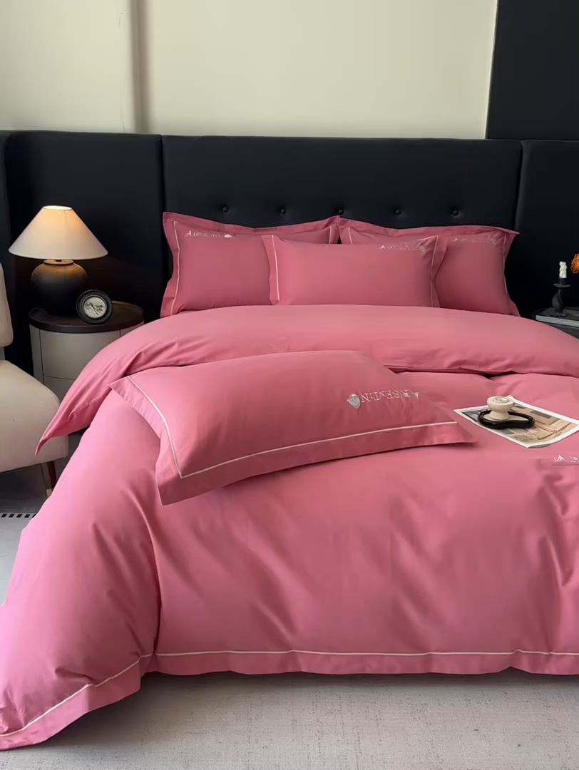 91家纺网 家纺一手货源 找家纺 小叮当家纺仓储工厂店 2025新款(买家秀 不断货)A类全棉长绒棉纯棉加厚刺绣磨毛四件套-邂逅 邂逅-蜜豆红