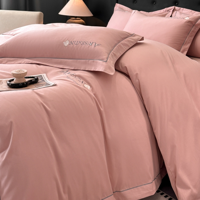 91家纺网 家纺一手货源 找家纺 小叮当家纺仓储工厂店 2025新款(买家秀 不断货)A类全棉长绒棉纯棉加厚刺绣磨毛四件套-邂逅 邂逅-露娜粉