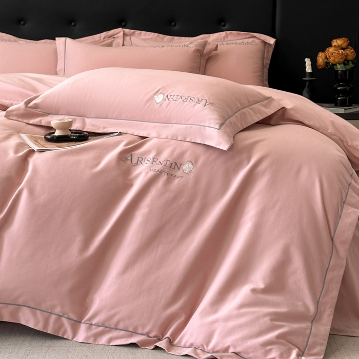 91家纺网 家纺一手货源 找家纺 小叮当家纺仓储工厂店 2025新款(买家秀 不断货)A类全棉长绒棉纯棉加厚刺绣磨毛四件套-邂逅 邂逅-露娜粉