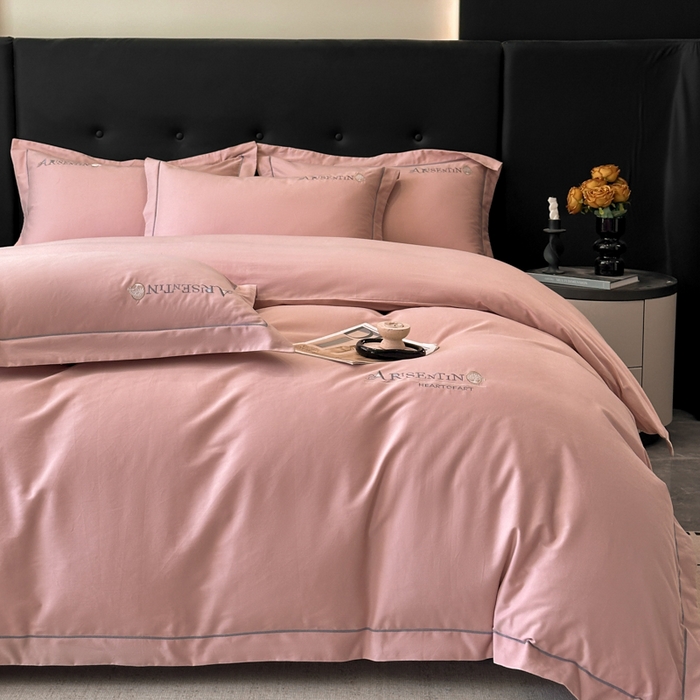 91家纺网 家纺一手货源 找家纺 小叮当家纺仓储工厂店 2025新款(买家秀 不断货)A类全棉长绒棉纯棉加厚刺绣磨毛四件套-邂逅 邂逅-露娜粉