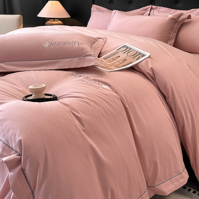 91家纺网 家纺一手货源 找家纺 小叮当家纺仓储工厂店 2025新款(买家秀 不断货)A类全棉长绒棉纯棉加厚刺绣磨毛四件套-邂逅 邂逅-露娜粉