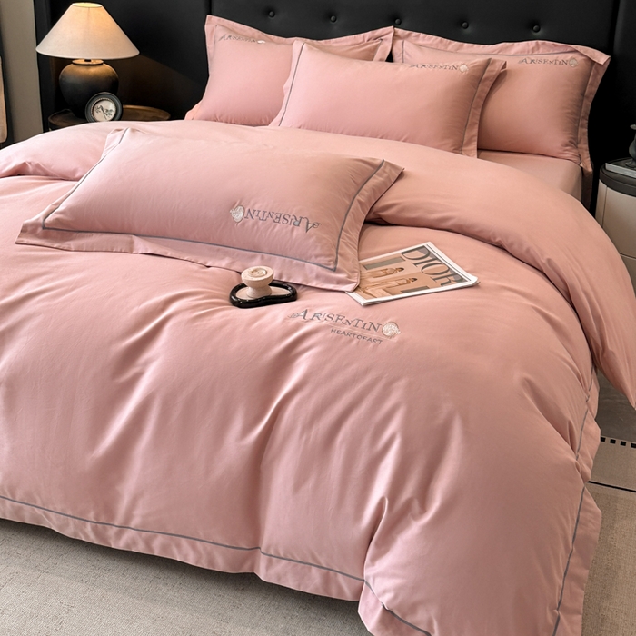 91家纺网 家纺一手货源 找家纺 小叮当家纺仓储工厂店 2025新款(买家秀 不断货)A类全棉长绒棉纯棉加厚刺绣磨毛四件套-邂逅 邂逅-露娜粉