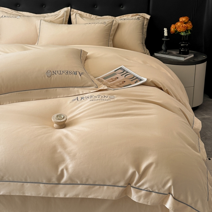 91家纺网 家纺一手货源 找家纺 小叮当家纺仓储工厂店 2025新款(买家秀 不断货)A类全棉长绒棉纯棉加厚刺绣磨毛四件套-邂逅 邂逅-琥珀金