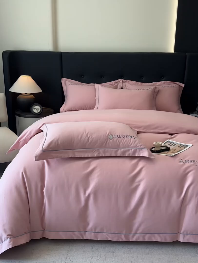 91家纺网 家纺一手货源 找家纺 小叮当家纺仓储工厂店 2025新款(买家秀 不断货)A类全棉长绒棉纯棉加厚刺绣磨毛四件套-邂逅 邂逅-露娜粉