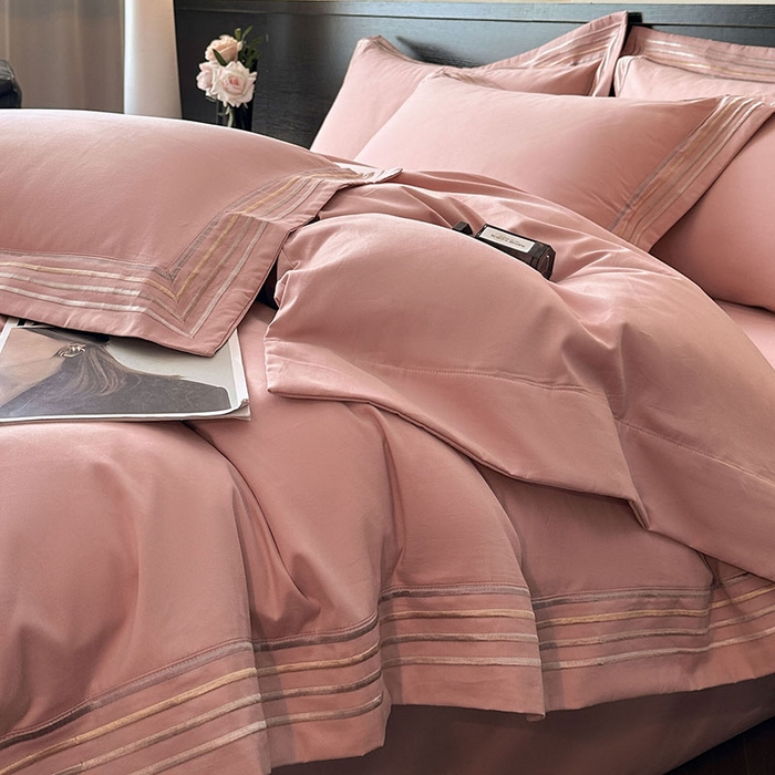 91家纺网 家纺一手货源 找家纺 小叮当家纺仓储工厂店 2025新款A类(买家秀 不断货)全棉纯棉长绒棉纯棉加厚刺绣磨毛四件套-千浔系列 千浔-霓虹粉