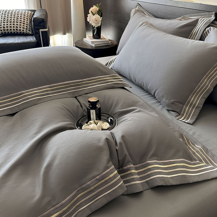 91家纺网 家纺一手货源 找家纺 小叮当家纺仓储工厂店 2025新款A类(买家秀 不断货)全棉纯棉长绒棉纯棉加厚刺绣磨毛四件套-千浔系列 千浔-帝都灰