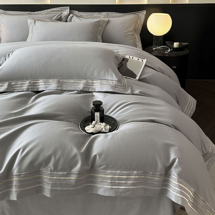 91家纺网 家纺一手货源 找家纺 小叮当家纺仓储工厂店 2025新款A类(买家秀 不断货)全棉纯棉长绒棉纯棉加厚刺绣磨毛四件套-千浔系列 千浔-天空灰