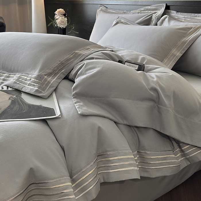 91家纺网 家纺一手货源 找家纺 小叮当家纺仓储工厂店 2025新款A类(买家秀 不断货)全棉纯棉长绒棉纯棉加厚刺绣磨毛四件套-千浔系列 千浔-天空灰