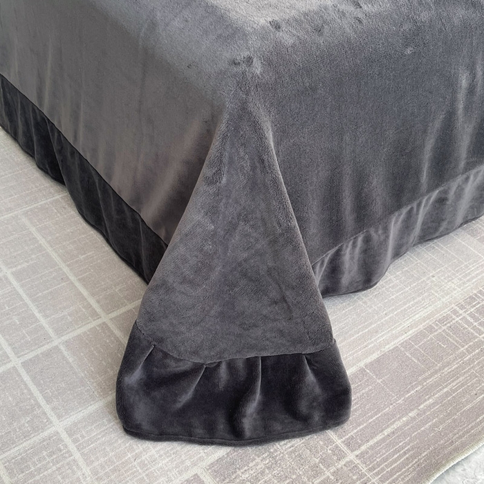 91家纺网 家纺一手货源 找家纺 慕希家纺 2025新款高克重牛奶绒雕花四件套-秘境 秘境-奶油白