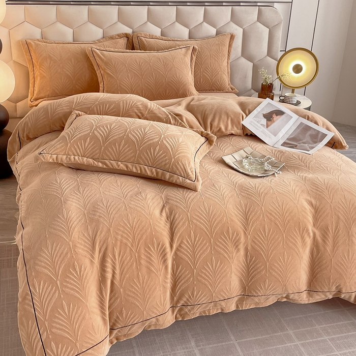 91家纺网 家纺一手货源 找家纺 慕希家纺 2025新款高克重牛奶绒雕花四件套-秘境 秘境-浅山咖