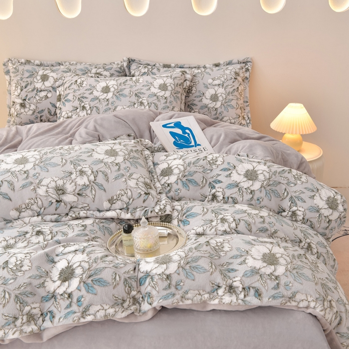 91家纺网 家纺一手货源 找家纺 （总）畅畅家纺 2025新款亲肤舒适冬季保暖8斤重牛奶绒6D雕花绒床单四件套