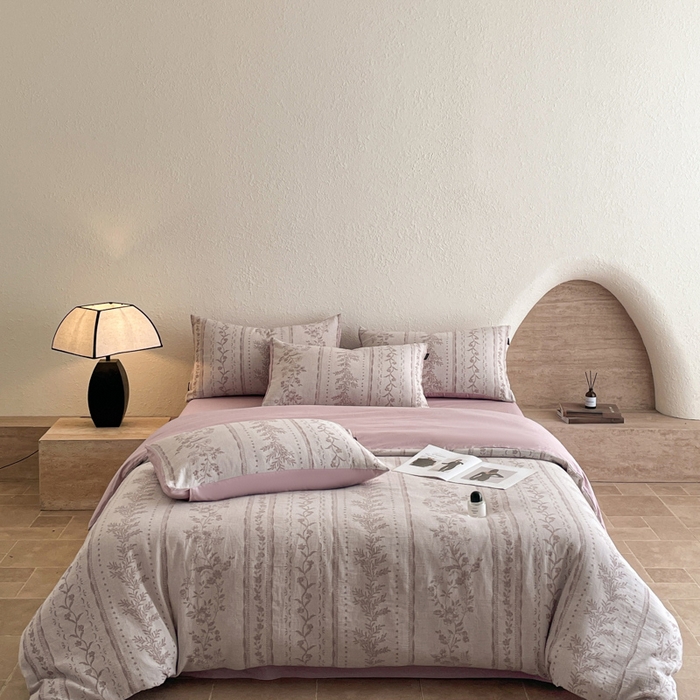 91家纺网 家纺一手货源 找家纺 小叮当家纺仓储工厂店 2025新款秋冬(买家秀 不断货)A类亲肤全棉纯棉色织水洗三层纱提花纯棉四件套 浪漫花韵-棕