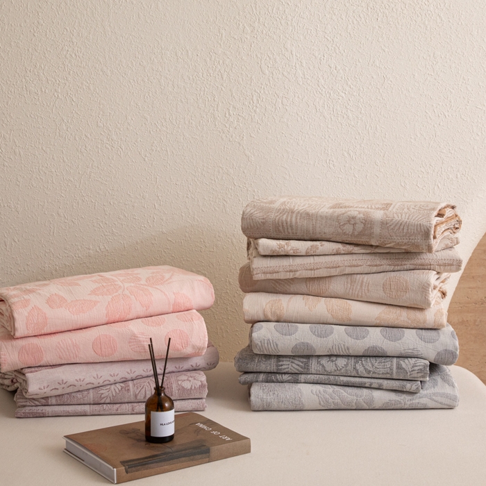 91家纺网 家纺一手货源 找家纺 小叮当家纺仓储工厂店 2025新款秋冬(买家秀 不断货)A类亲肤全棉纯棉色织水洗三层纱提花纯棉四件套 组合图仅供展示不可下单