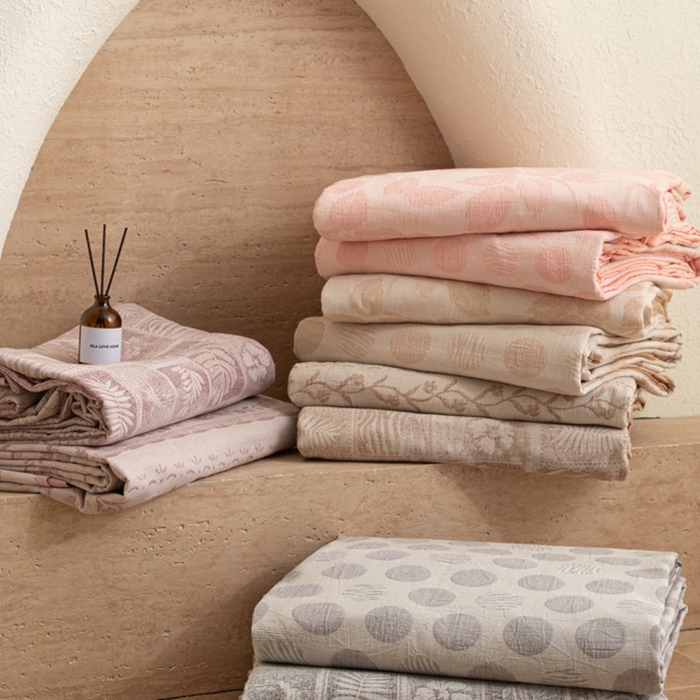 小叮当家纺仓储工厂店 2025新款秋冬(买家秀 不断货)A类亲肤全棉纯棉色织水洗三层纱提花纯棉四件套 组合图仅供展示不可下单