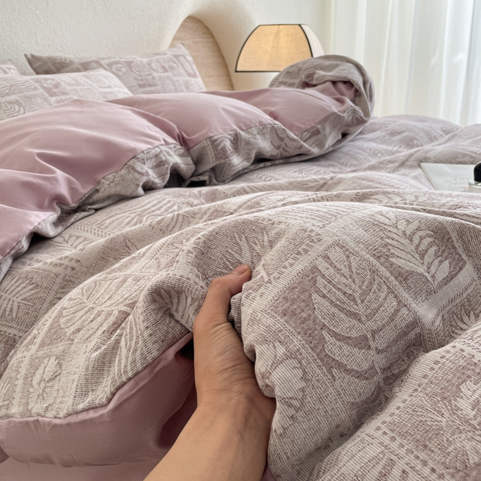 91家纺网 家纺一手货源 找家纺 小叮当家纺仓储工厂店 2025新款秋冬(买家秀 不断货)A类亲肤全棉纯棉色织水洗三层纱提花纯棉四件套 棕榈韵致-棕