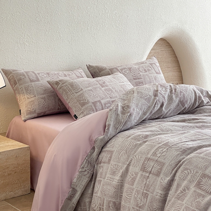 91家纺网 家纺一手货源 找家纺 小叮当家纺仓储工厂店 2025新款秋冬(买家秀 不断货)A类亲肤全棉纯棉色织水洗三层纱提花纯棉四件套 棕榈韵致-棕