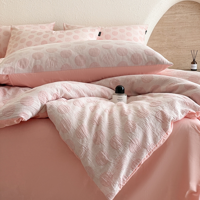 91家纺网 家纺一手货源 找家纺 小叮当家纺仓储工厂店 2025新款秋冬(买家秀 不断货)A类亲肤全棉纯棉色织水洗三层纱提花纯棉四件套 波妞-粉