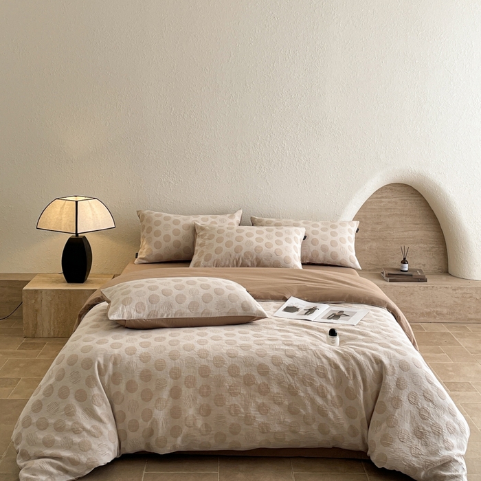 91家纺网 家纺一手货源 找家纺 小叮当家纺仓储工厂店 2025新款秋冬(买家秀 不断货)A类亲肤全棉纯棉色织水洗三层纱提花纯棉四件套 波妞-咖