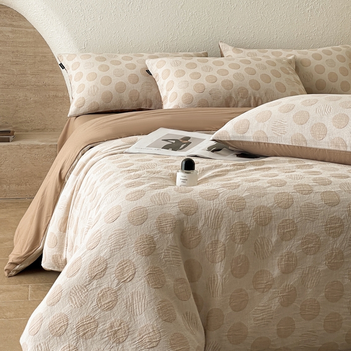 91家纺网 家纺一手货源 找家纺 小叮当家纺仓储工厂店 2025新款秋冬(买家秀 不断货)A类亲肤全棉纯棉色织水洗三层纱提花纯棉四件套 波妞-咖