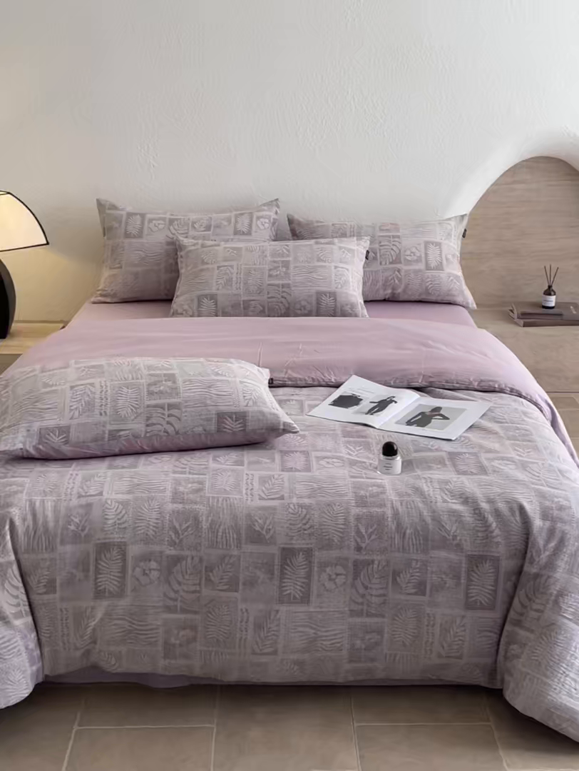 91家纺网 家纺一手货源 找家纺 小叮当家纺仓储工厂店 2025新款秋冬(买家秀 不断货)A类亲肤全棉纯棉色织水洗三层纱提花纯棉四件套 棕榈韵致-棕