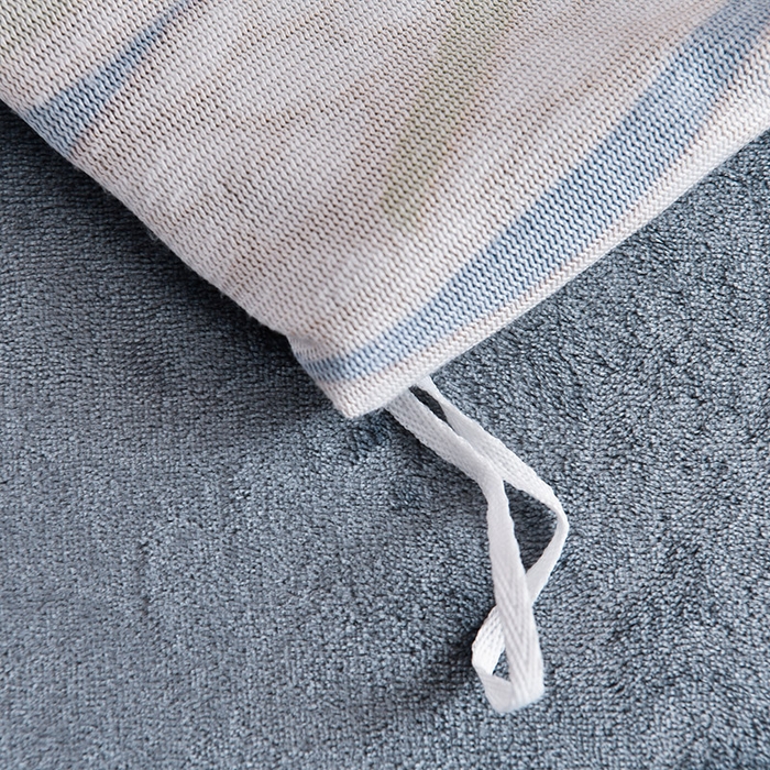 91家纺网 家纺一手货源 找家纺 畅畅家纺 2025新款亲肤舒适冬季保暖8斤重牛奶绒6D雕花绒床单四件套 川流不息-兰