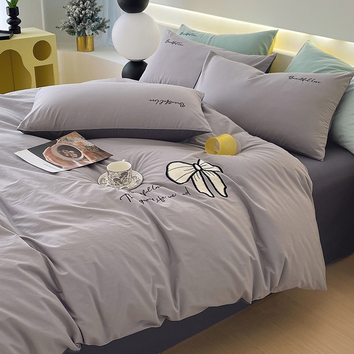 91家纺网 家纺一手货源 找家纺 小叮当家纺仓储工厂店 2025新款(买家秀不断货)A类母婴及全棉纯棉水洗棉刺绣贴布绣四件套--初恋系列 迷雾灰+高级灰