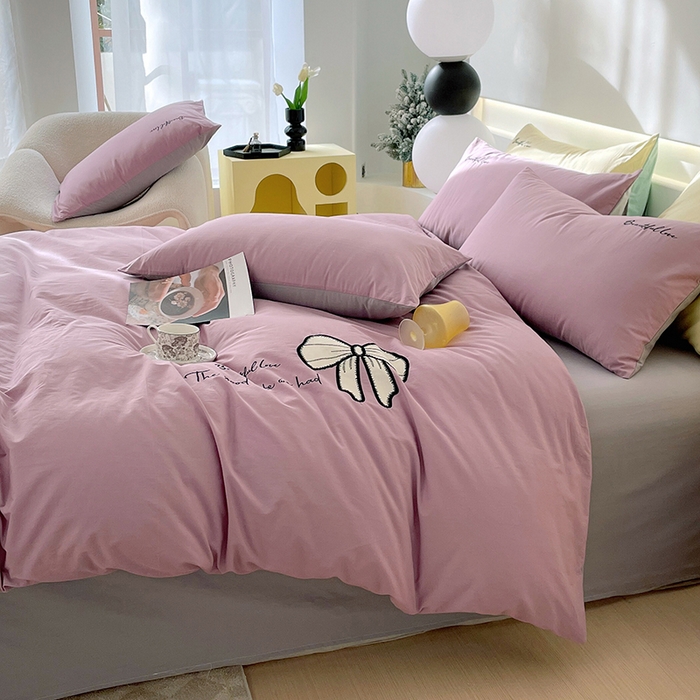 91家纺网 家纺一手货源 找家纺 小叮当家纺仓储工厂店 2025新款(买家秀不断货)A类母婴及全棉纯棉水洗棉刺绣贴布绣四件套--初恋系列 曼樾紫+迷雾灰