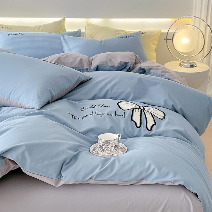 91家纺网 家纺一手货源 找家纺 小叮当家纺仓储工厂店 2025新款(买家秀不断货)A类母婴及全棉纯棉水洗棉刺绣贴布绣四件套--初恋系列 梵星蓝+迷雾灰