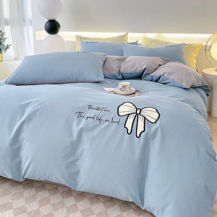 91家纺网 家纺一手货源 找家纺 小叮当家纺仓储工厂店 2025新款(买家秀不断货)A类母婴及全棉纯棉水洗棉刺绣贴布绣四件套--初恋系列 梵星蓝+迷雾灰