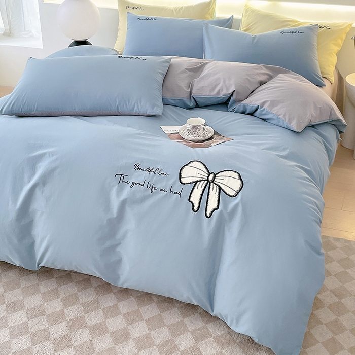 91家纺网 家纺一手货源 找家纺 小叮当家纺仓储工厂店 2025新款(买家秀不断货)A类母婴及全棉纯棉水洗棉刺绣贴布绣四件套--初恋系列 梵星蓝+迷雾灰