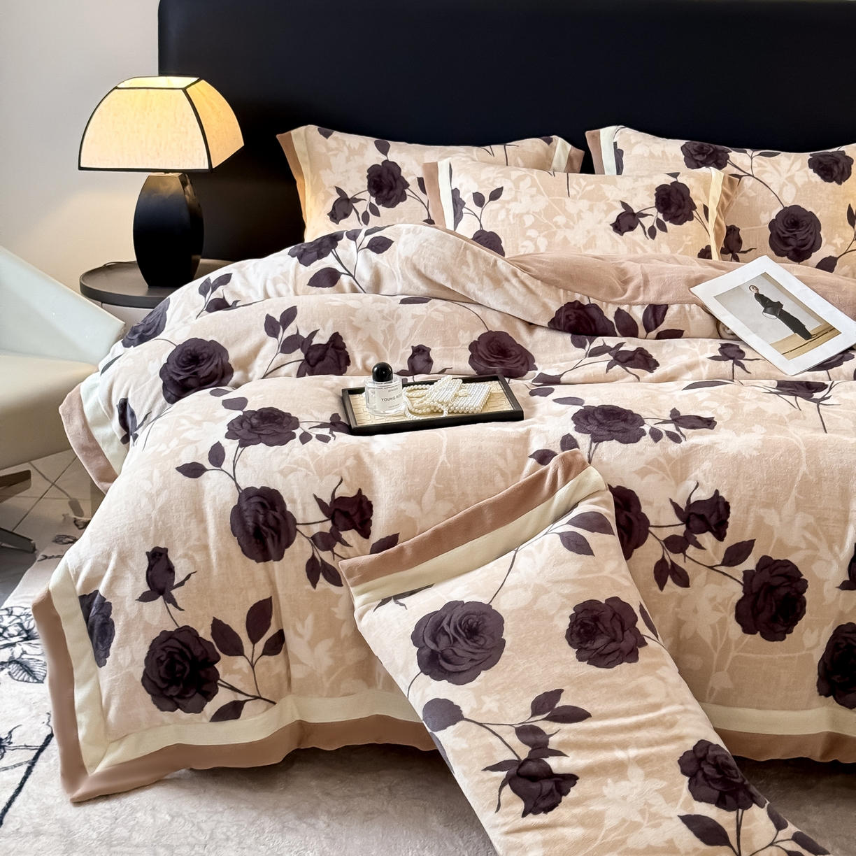 91家纺网 家纺一手货源 找家纺 （总）KA家纺 2025新款秋冬轻奢高克重双拼角牛奶绒四件套