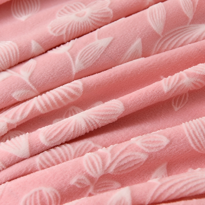 91家纺网 家纺一手货源 找家纺 畅畅家纺 2025新款亲肤舒适冬季保暖8斤重牛奶绒6D雕花绒床单四件套 花甜蜜意-粉