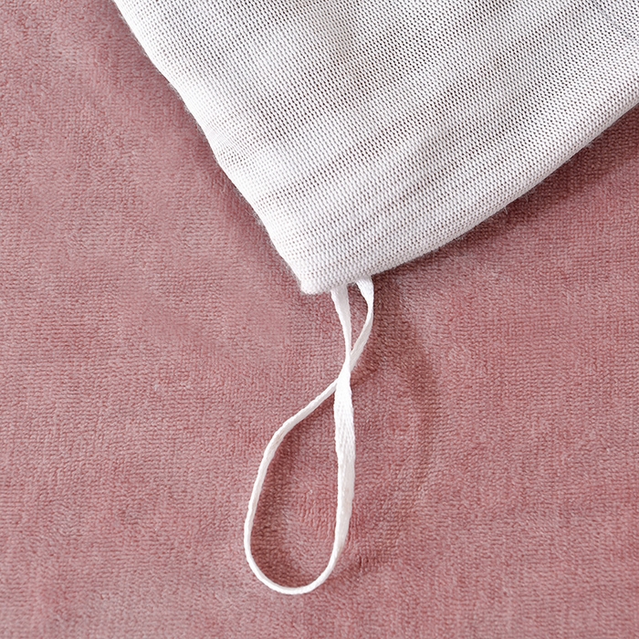 91家纺网 家纺一手货源 找家纺 畅畅家纺 2025新款亲肤舒适冬季保暖8斤重牛奶绒6D雕花绒床单四件套 玫瑰-粉