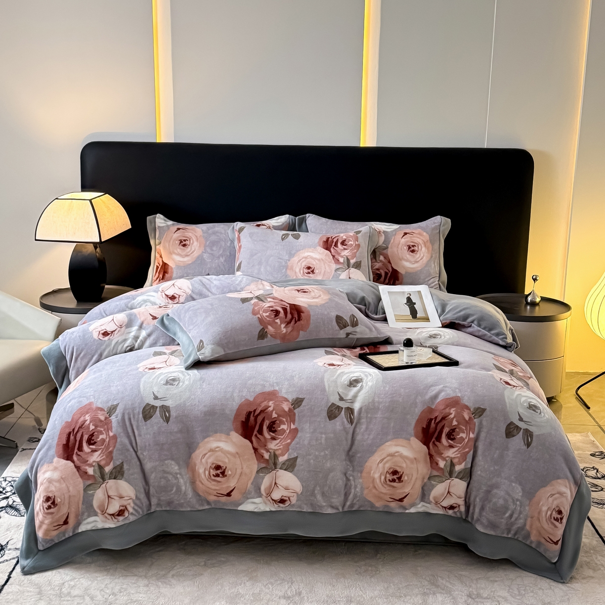 91家纺网 家纺一手货源 找家纺 KA家纺 2025新款秋冬轻奢高克重双拼角牛奶绒四件套 繁花似锦