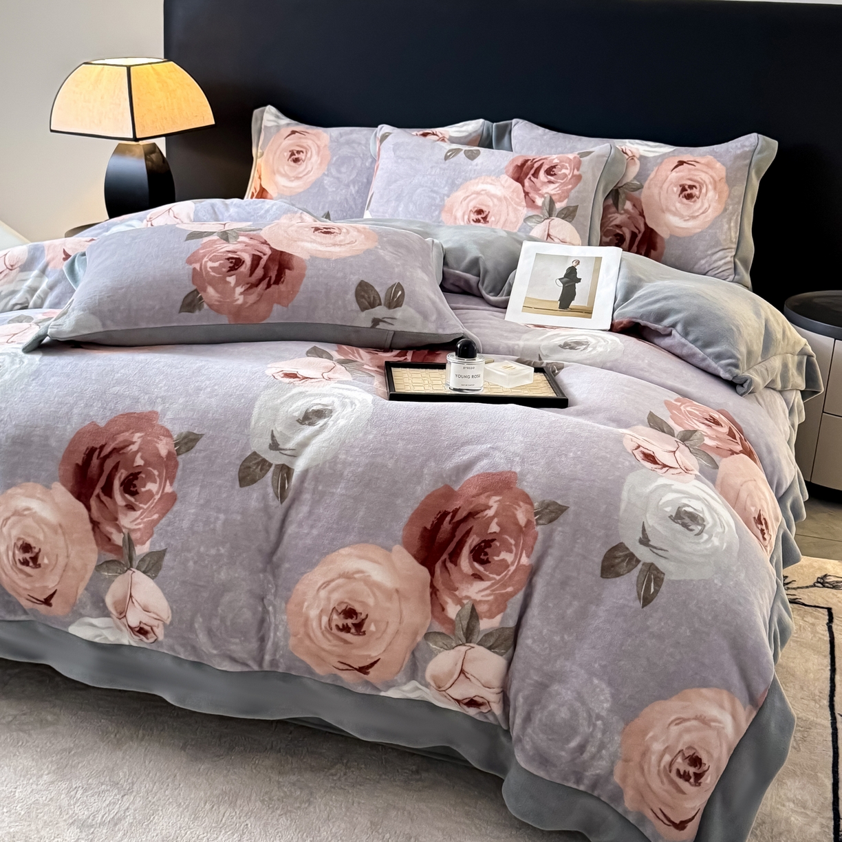 91家纺网 家纺一手货源 找家纺 KA家纺 2025新款秋冬轻奢高克重双拼角牛奶绒四件套 繁花似锦