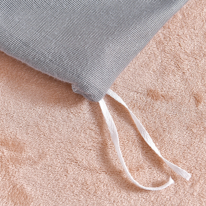 91家纺网 家纺一手货源 找家纺 畅畅家纺 2025新款亲肤舒适冬季保暖8斤重牛奶绒6D雕花绒床单四件套 欧式风情-灰