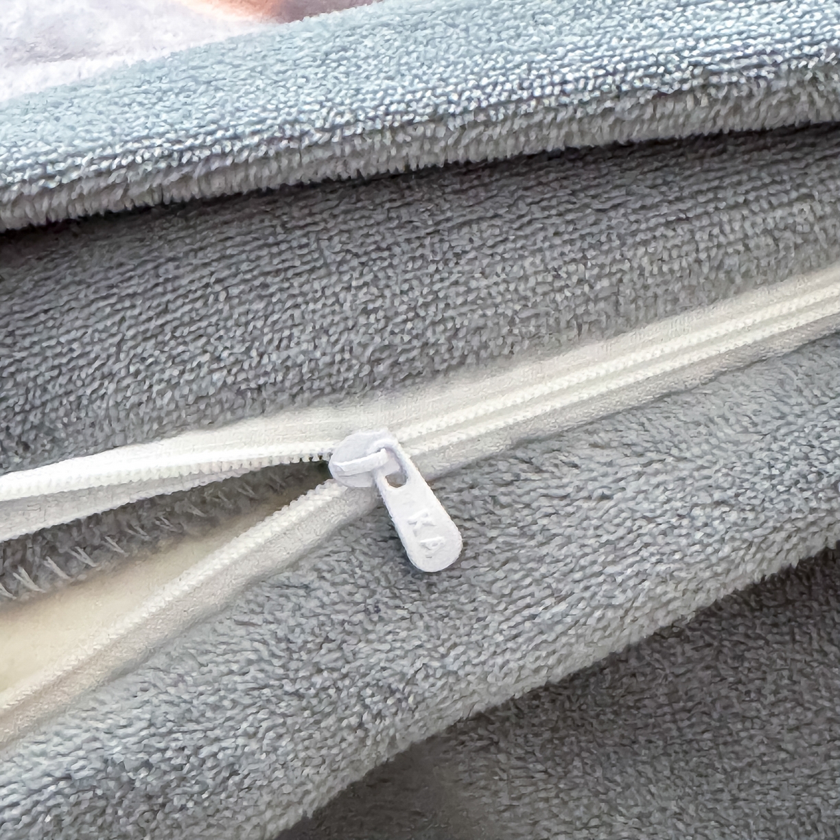 91家纺网 家纺一手货源 找家纺 KA家纺 2025新款秋冬轻奢高克重双拼角牛奶绒四件套 繁花似锦